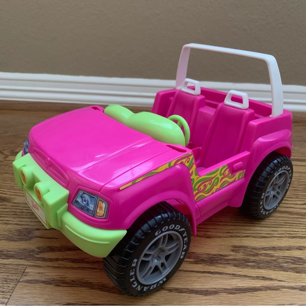 1999 Barbie Jeep Wrangler (with Goodyear tires)